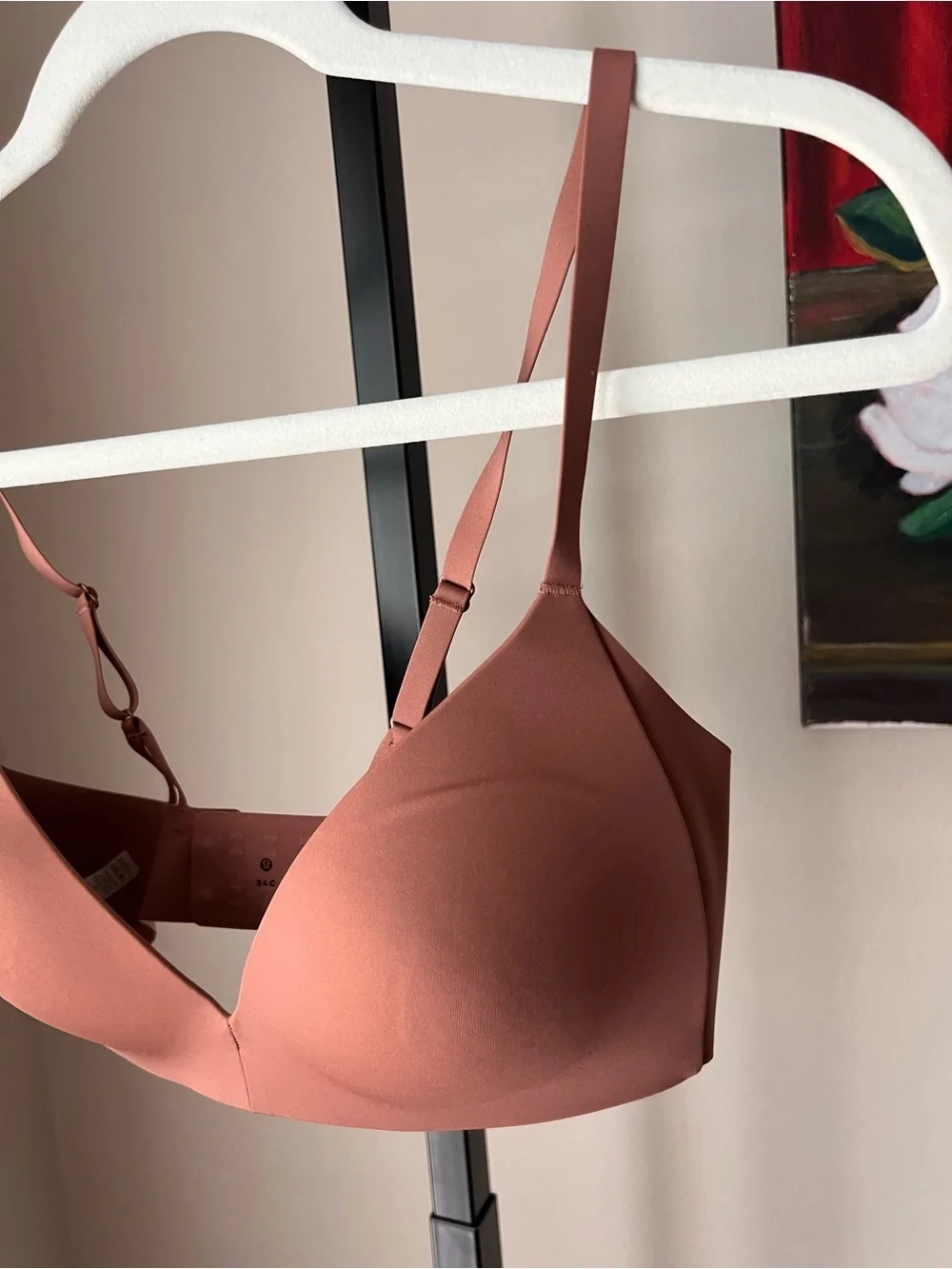 Lululemon Seamless Molded T-Shirt Bra in Dusty Rose